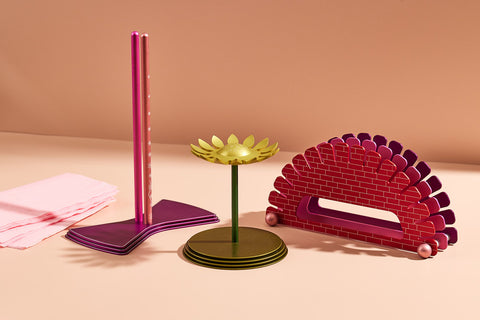 NAPKIN HOLDERS & STANDS